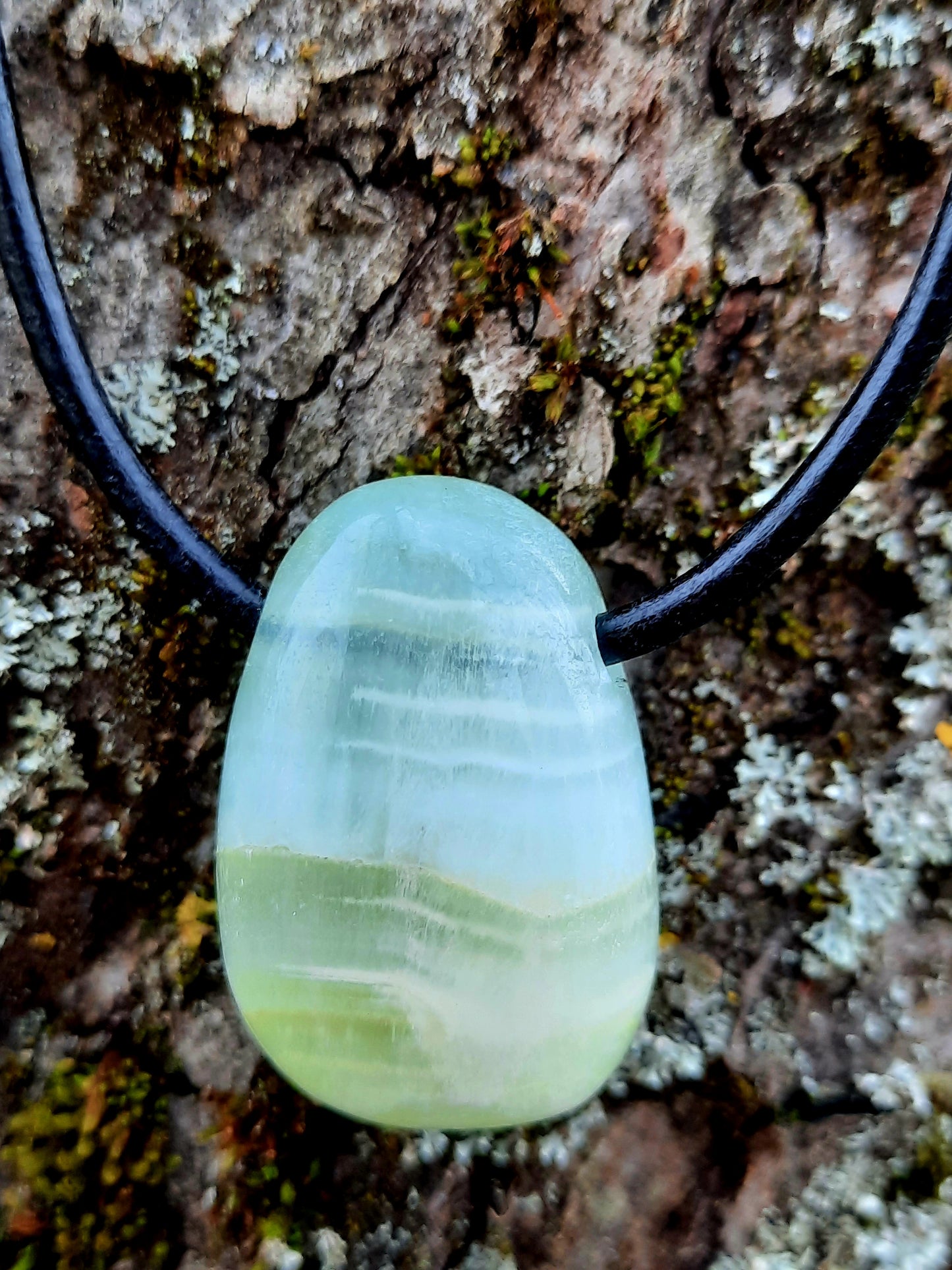 Einzelstück - Pistazien Calcit