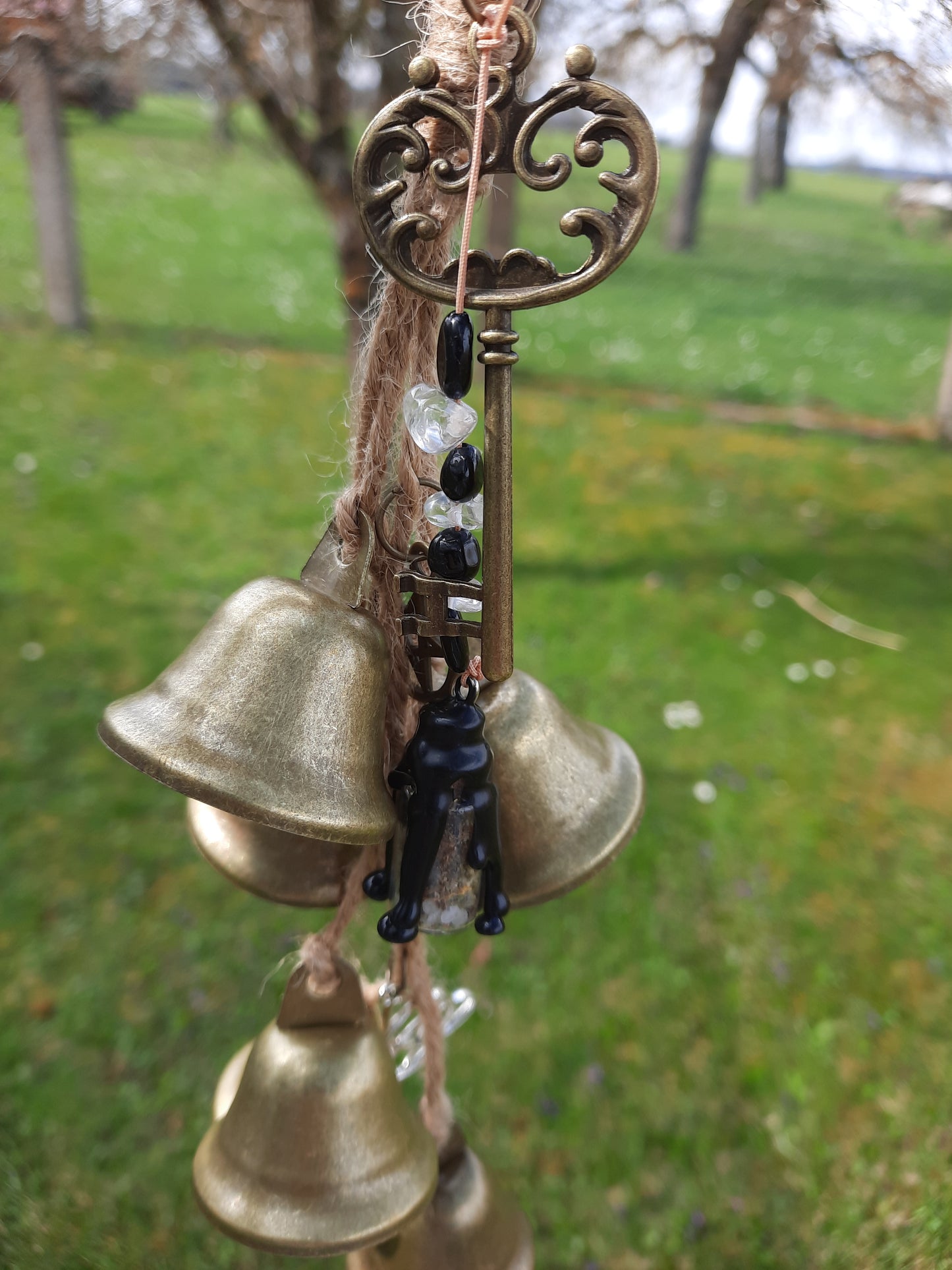 Magische Hexenglöckchen